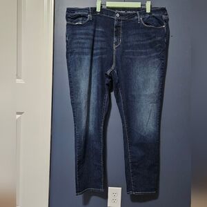 Levi's Modern Slim Medium Wash Jeans Plus Size 24W